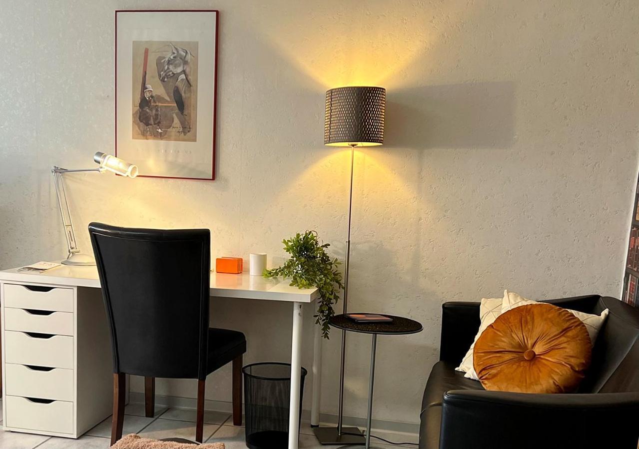 Ferienwohnung Goodtimes Hausen Uber Aar Esterno foto