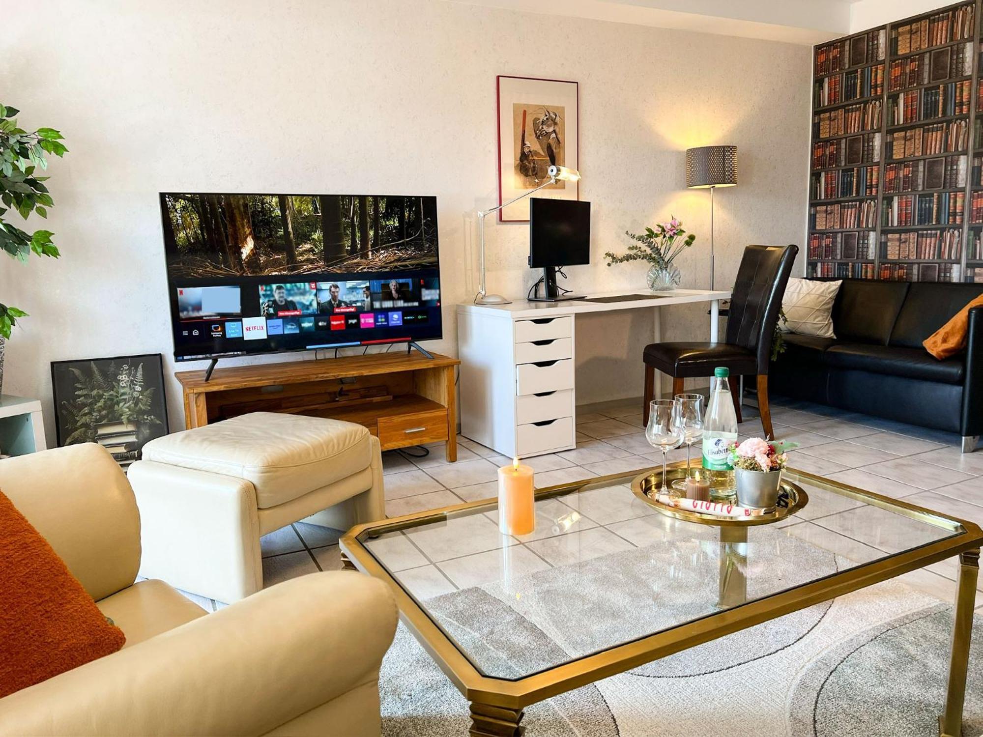 Ferienwohnung Goodtimes Hausen Uber Aar Esterno foto